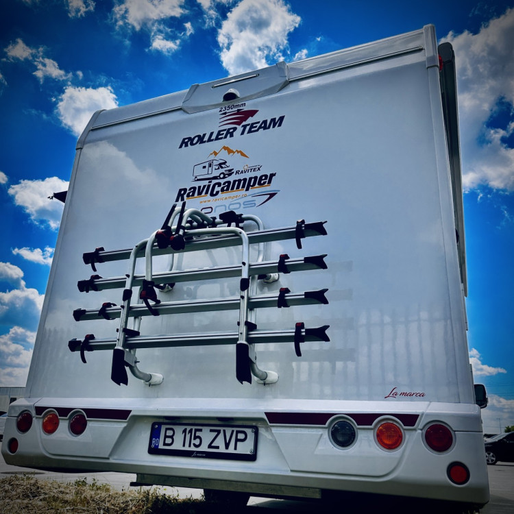 Imagine Autorulota de inchiriat FAMILY Ravicamper Roller Team Kronos 284 TL
